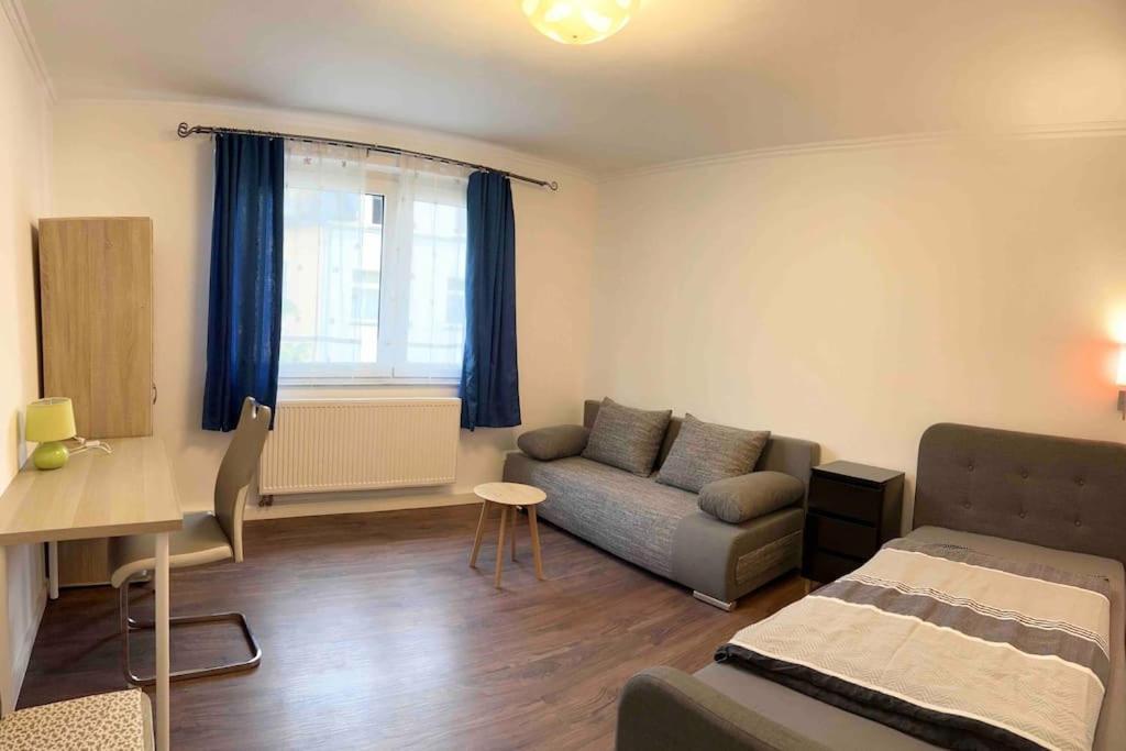 Duesseldorf Messe And Airport, 2-Bedroom Apartment With Kitchen And Garden Duisburg Exteriér fotografie